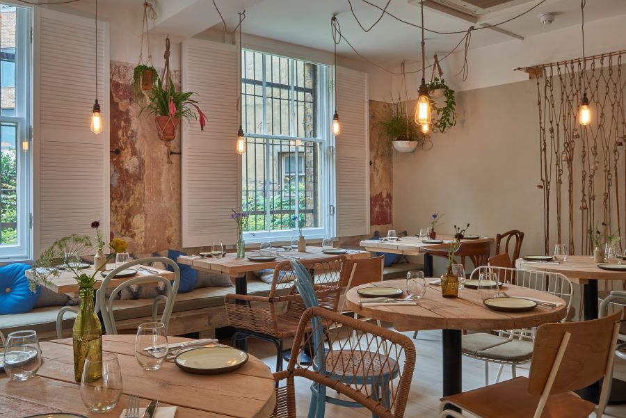 E1 6BJ – Delamina Kitchen Brings Tel Aviv-Inspired Dining to Shoreditch